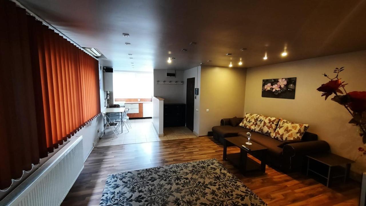 Apartament Laurentiu - Etaj.1 Βουκουρέστι Εξωτερικό φωτογραφία