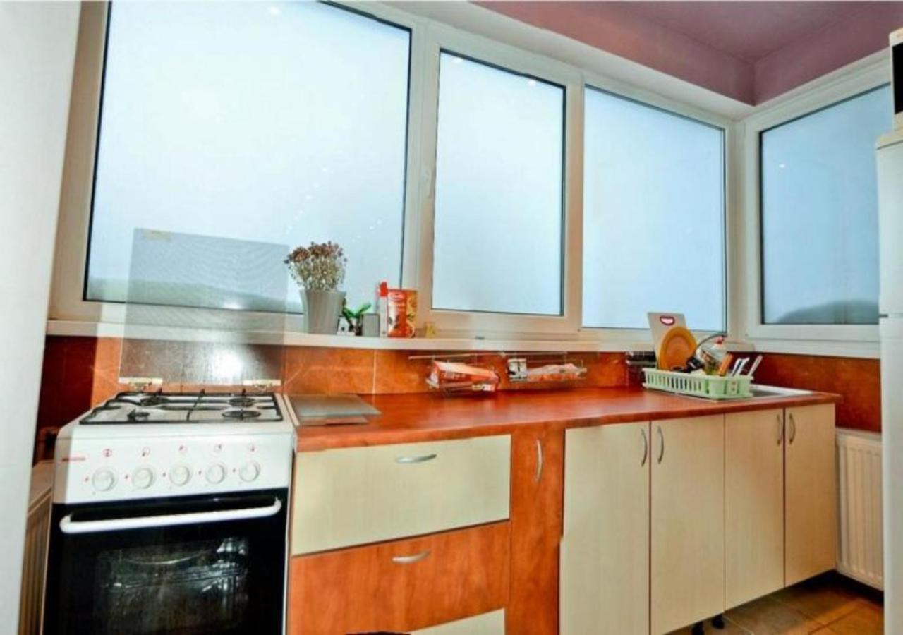 Apartament Laurentiu - Etaj.1 Βουκουρέστι Εξωτερικό φωτογραφία