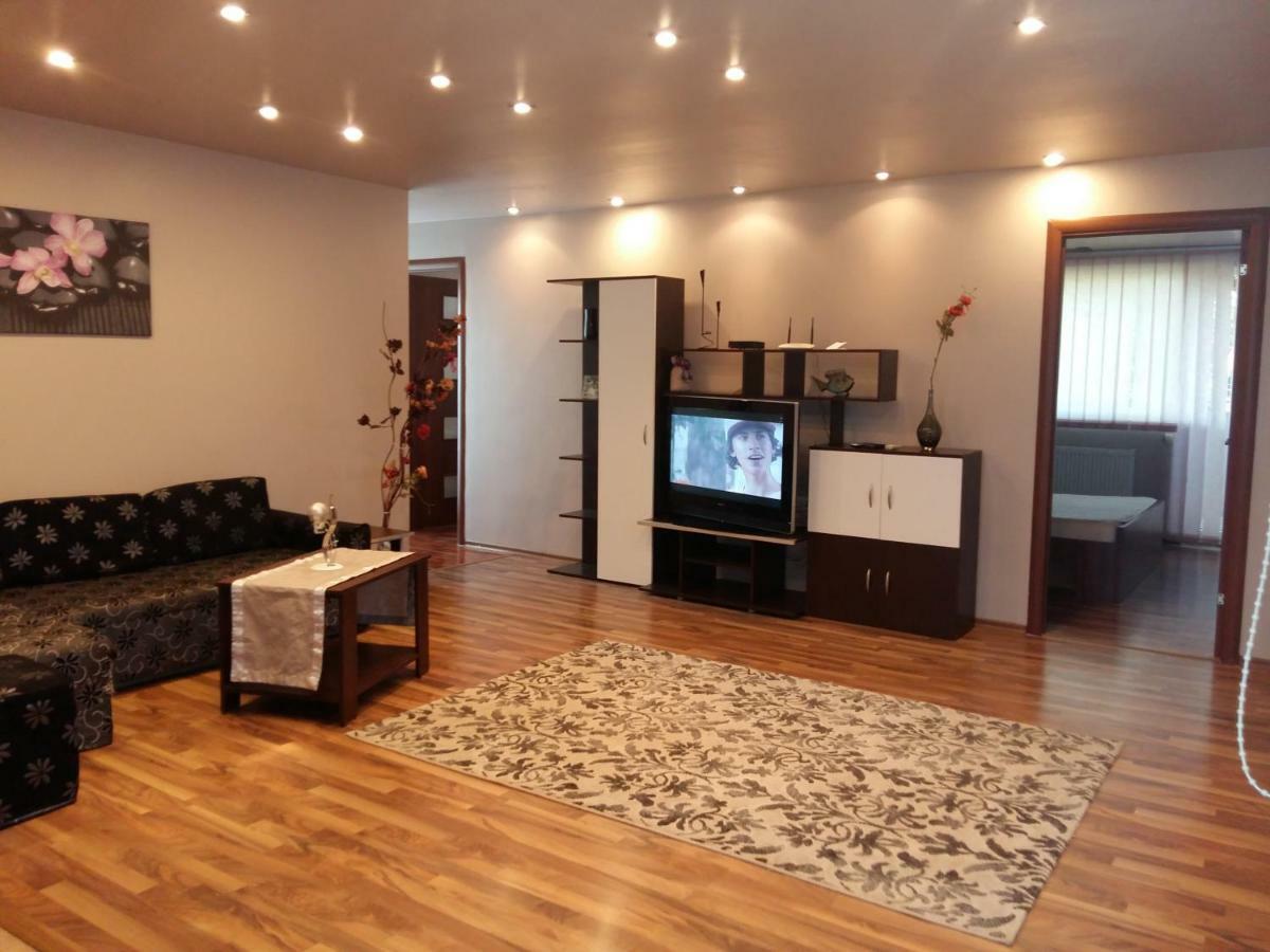 Apartament Laurentiu - Etaj.1 Βουκουρέστι Εξωτερικό φωτογραφία